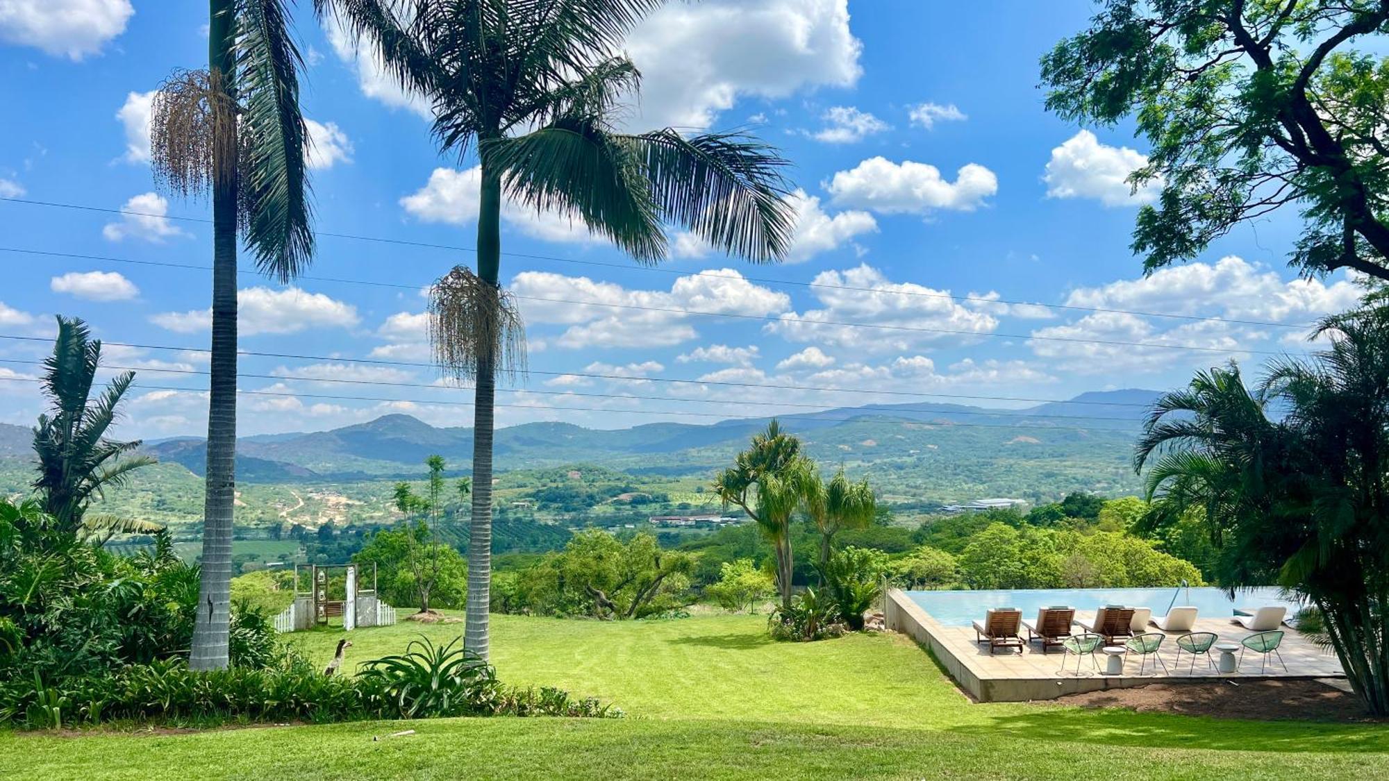 Loerieroep Estate - Mountainview Selfcatering Accommodation Nelspruit Mbombela Kültér fotó